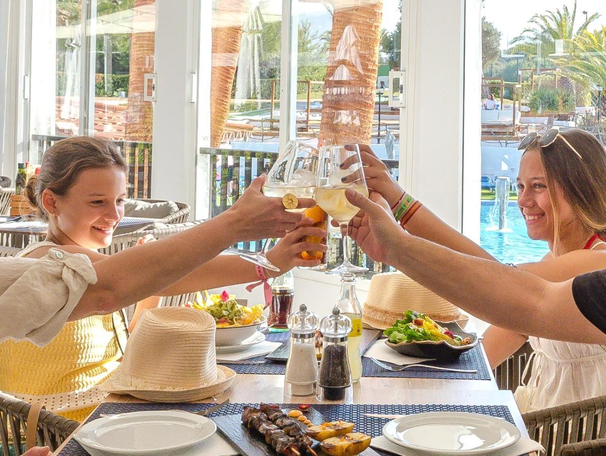 Fergus Club Carema Splash Playas De Fornells Eksteriør bilde